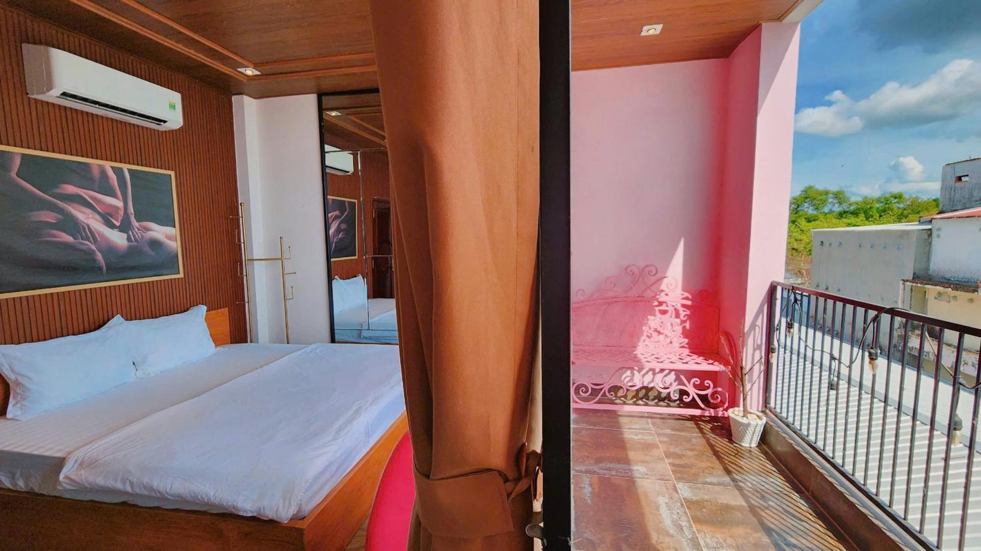 Khach San Nha Minh Hotell Cai Rang Exteriör bild