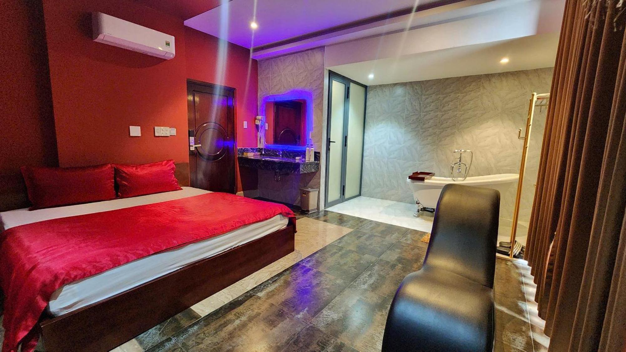 Khach San Nha Minh Hotell Cai Rang Exteriör bild
